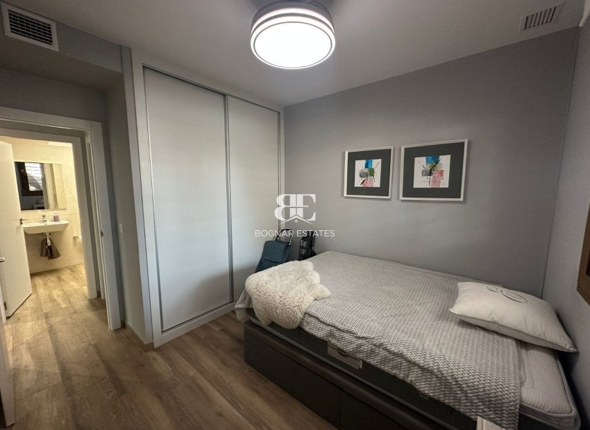 Resale - apartment -
Orihuela Costa - Los Dolses