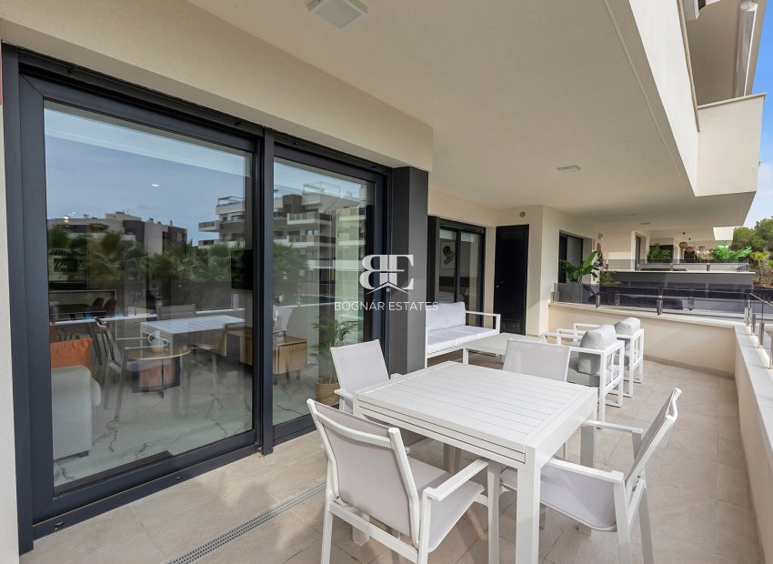 Resale - apartment -
Orihuela Costa - Orihuela