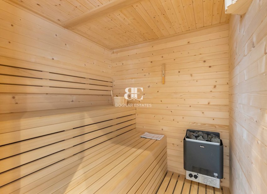 Resale - apartment -
Orihuela Costa - Orihuela