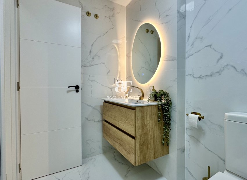 Resale - apartment -
Orihuela Costa - Playa Flamenca