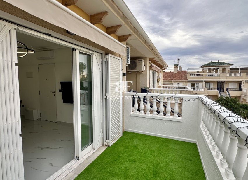 Resale - apartment -
Orihuela Costa - Playa Flamenca