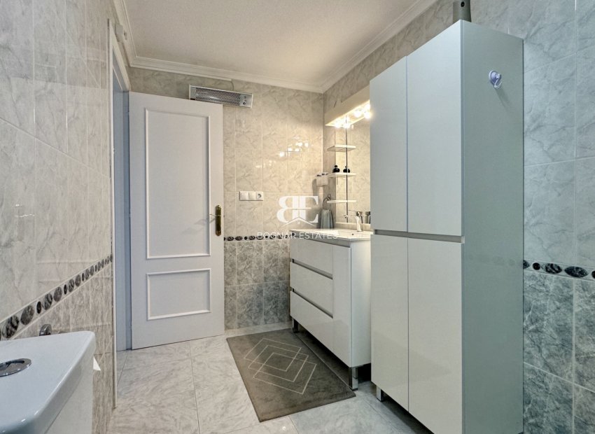 Resale - apartment -
Orihuela Costa - Playa Flamenca