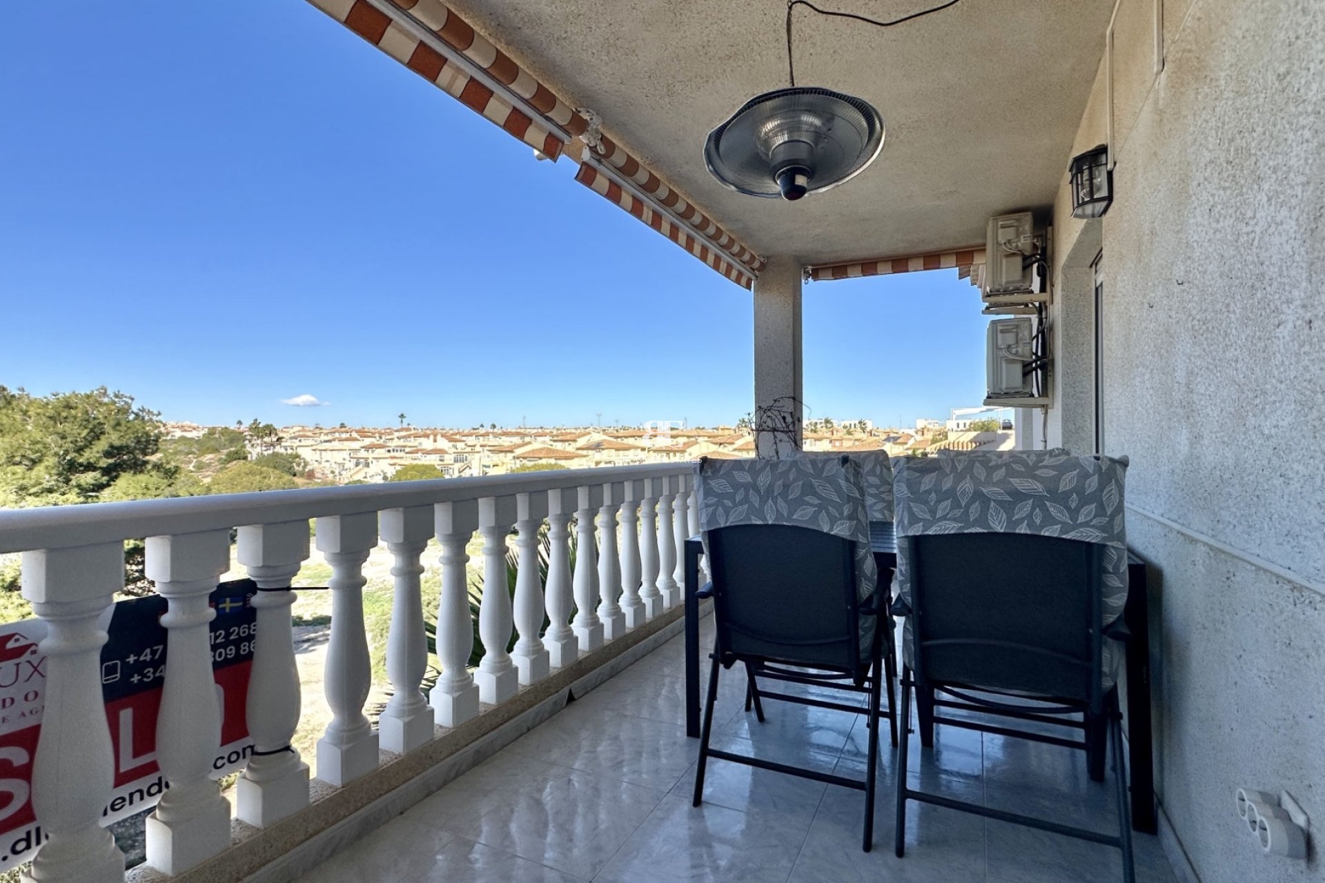 Resale - apartment -
Orihuela Costa - Playa Flamenca