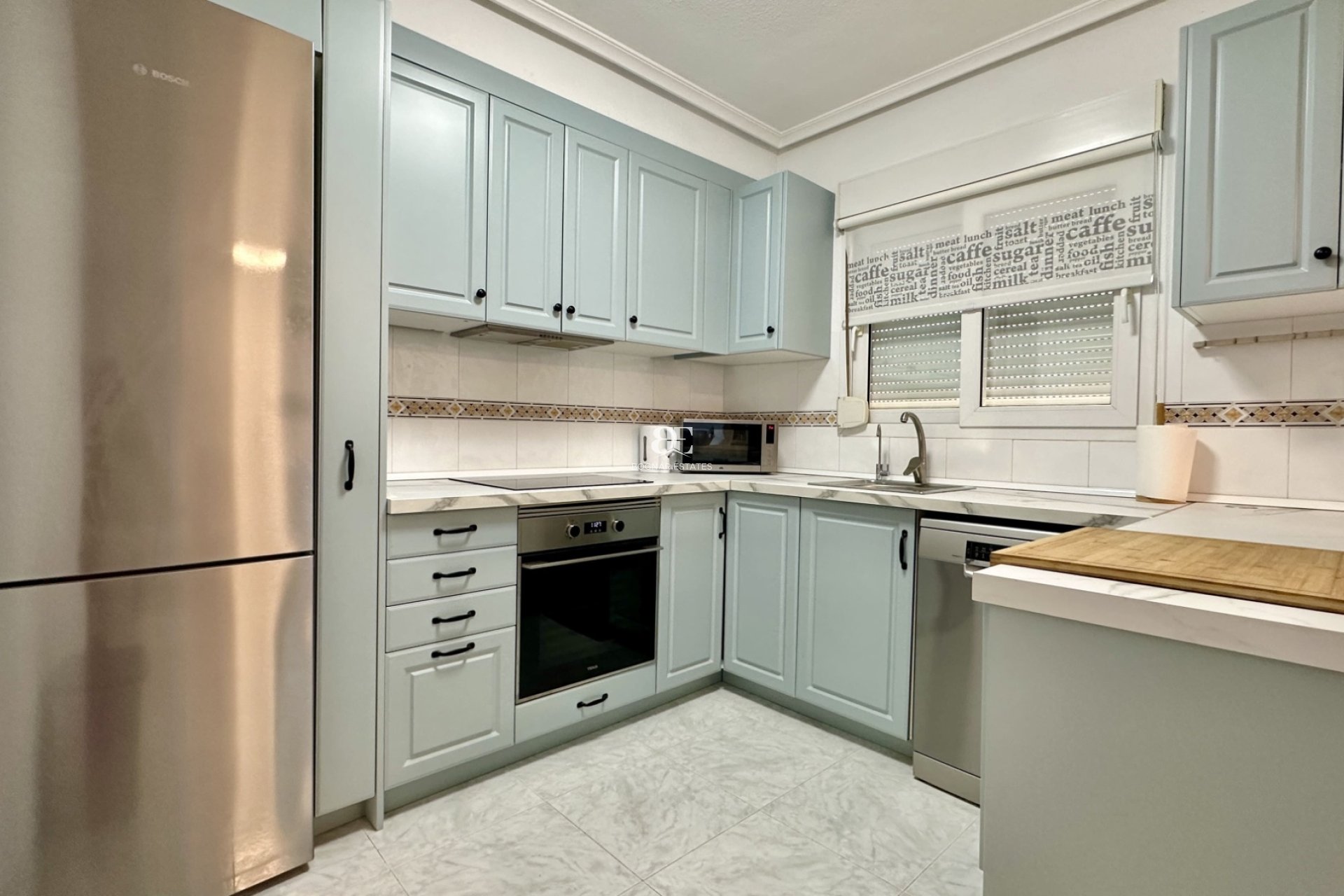 Resale - apartment -
Orihuela Costa - Playa Flamenca