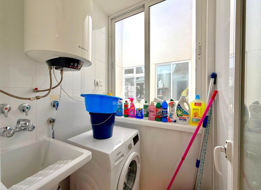 Resale - apartment -
Orihuela Costa - Playa Flamenca