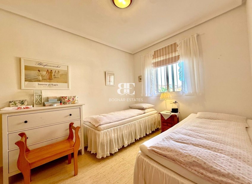 Resale - apartment -
Orihuela Costa - Playa Flamenca