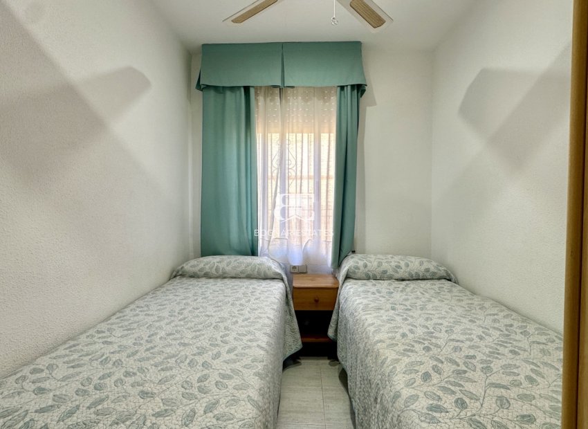 Resale - apartment -
Orihuela Costa - Playa Flamenca