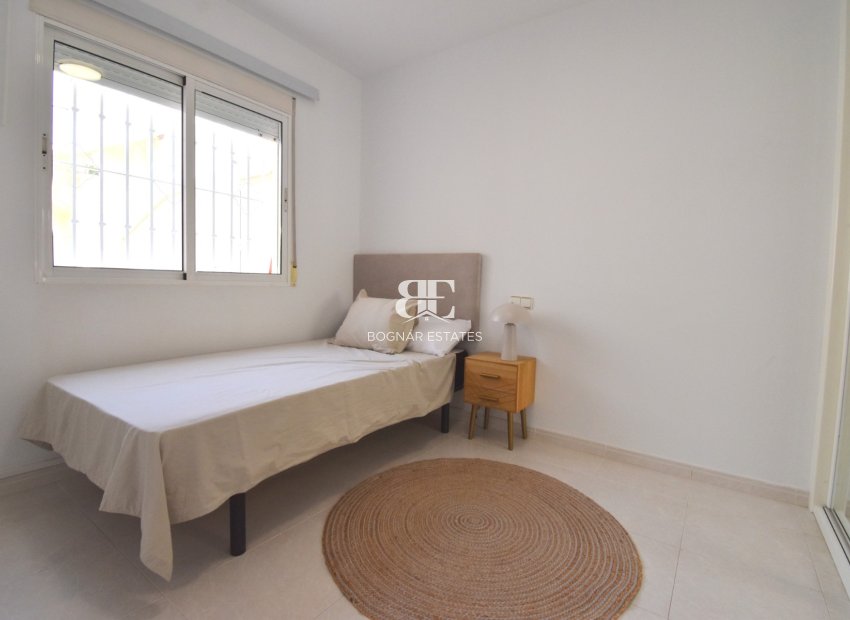 Resale - apartment -
Orihuela Costa - Playa Flamenca
