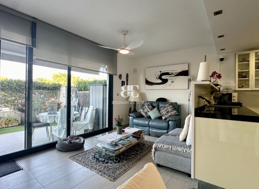 Resale - apartment -
Orihuela Costa - Punta Prima