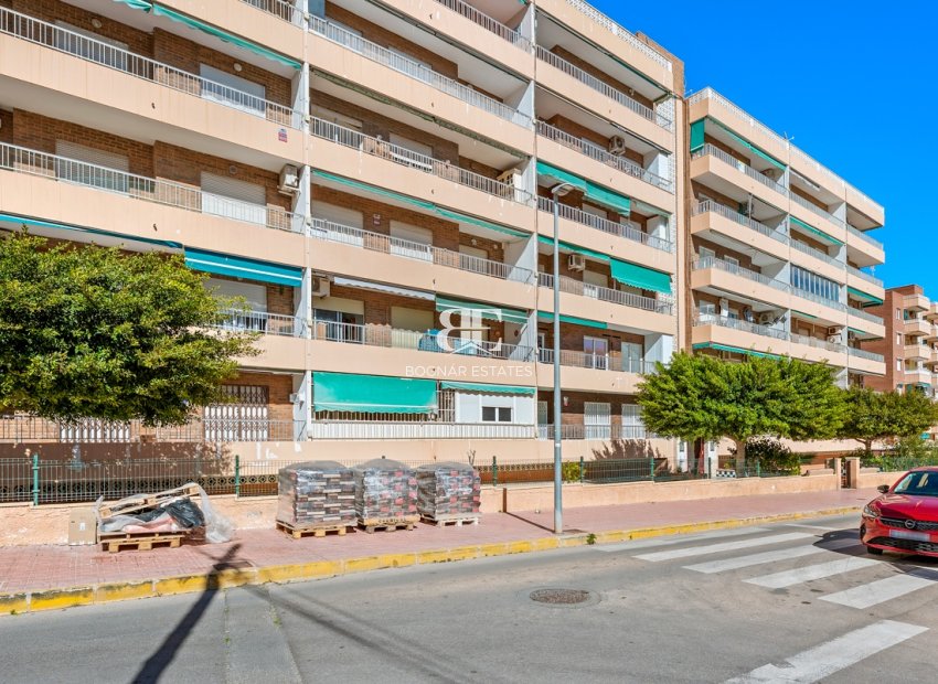 Resale - apartment -
Orihuela Costa - Punta Prima