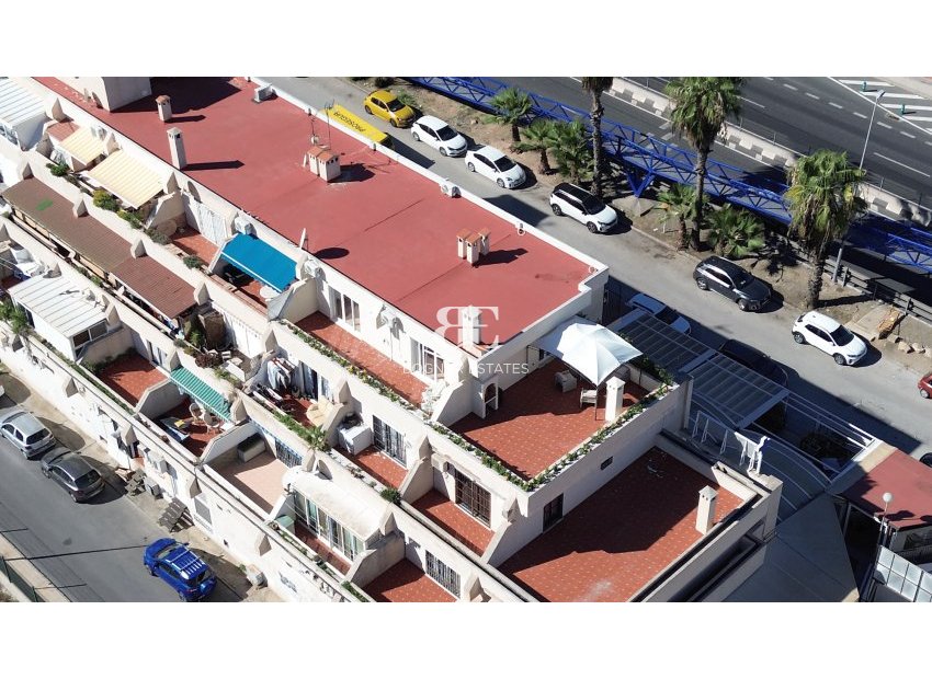Resale - apartment -
Orihuela Costa - Punta Prima