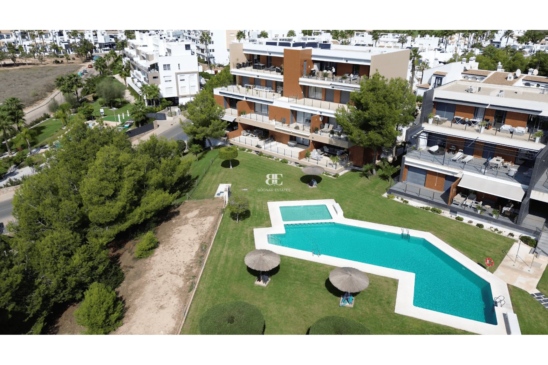 Resale - apartment -
Orihuela Costa - Villamartín