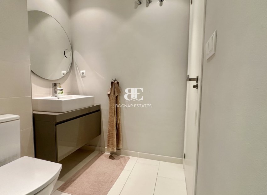 Resale - apartment -
Orihuela Costa - Villamartín