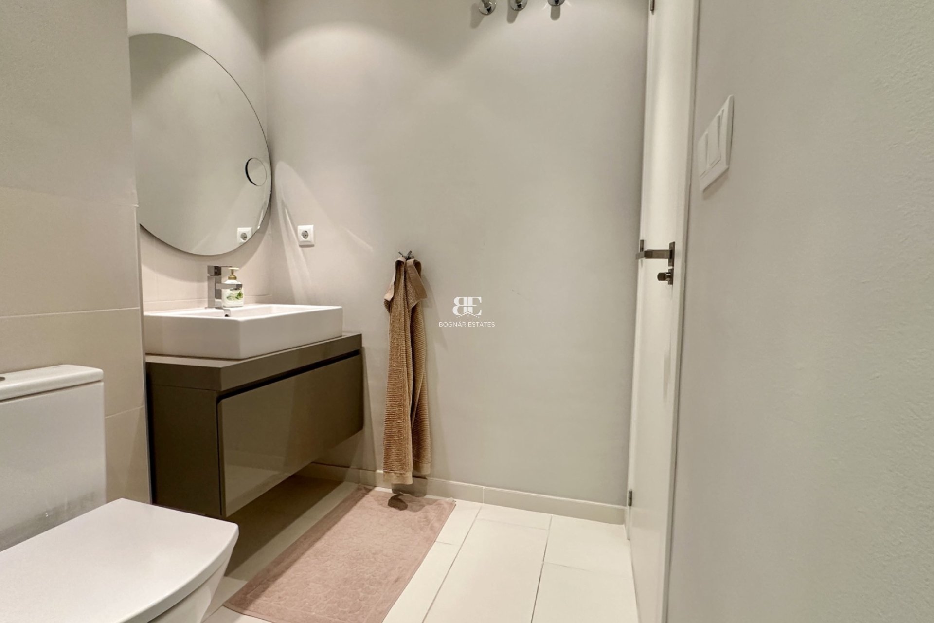 Resale - apartment -
Orihuela Costa - Villamartín