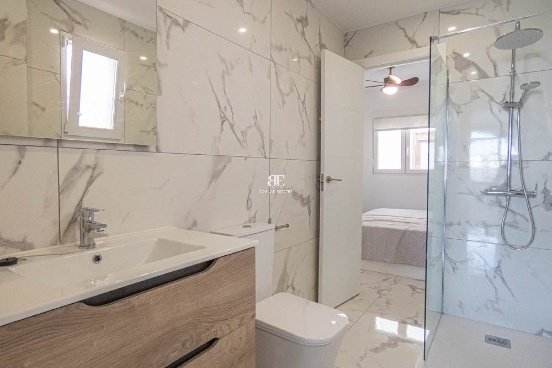 Resale - apartment -
Orihuela Costa - Villamartín