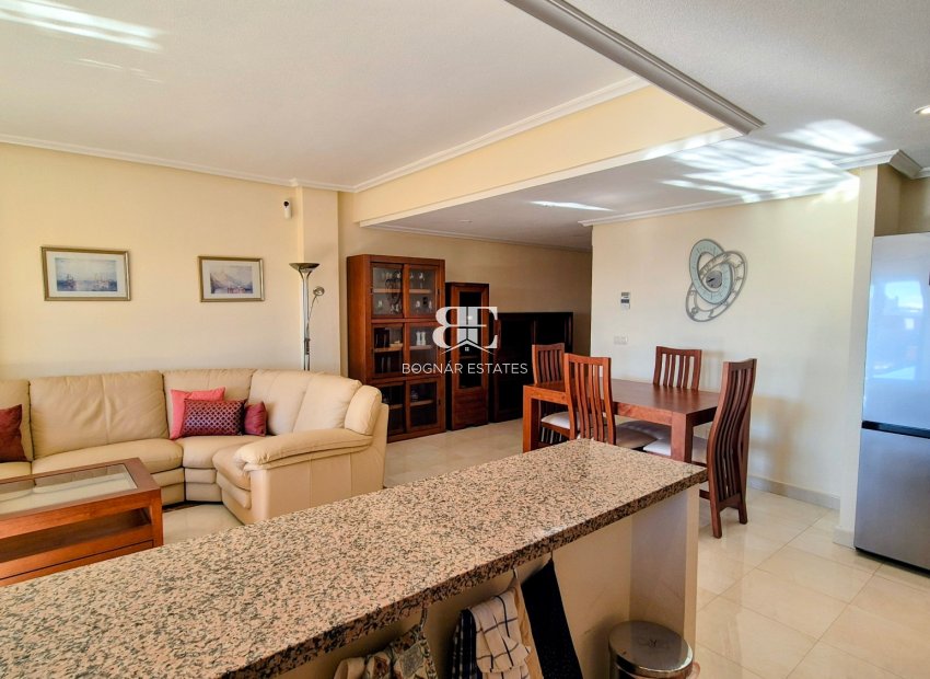Resale - apartment -
Orihuela Costa - Villamartín