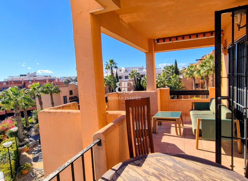 Resale - apartment -
Orihuela Costa - Villamartín