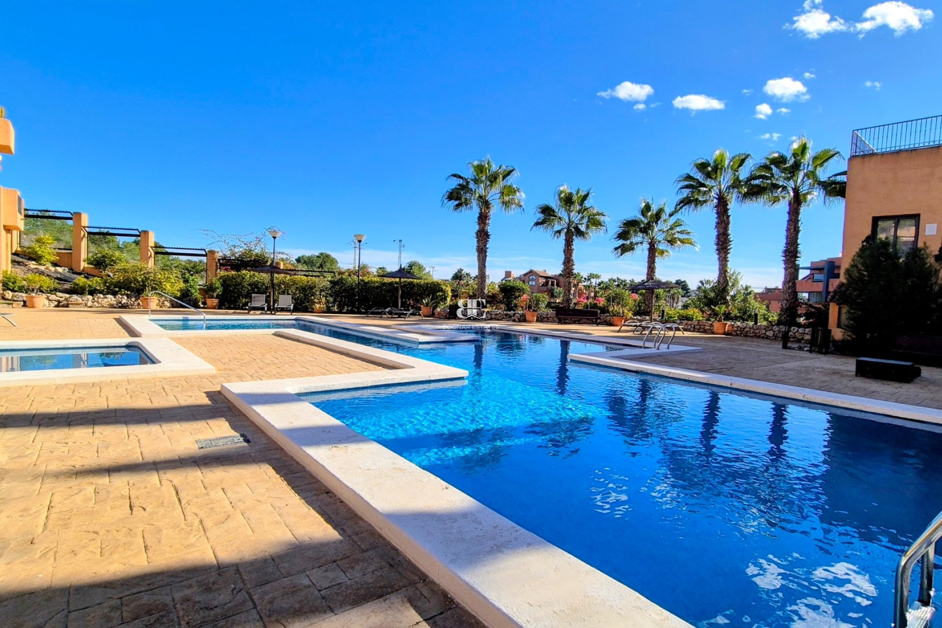 Resale - apartment -
Orihuela Costa - Villamartín