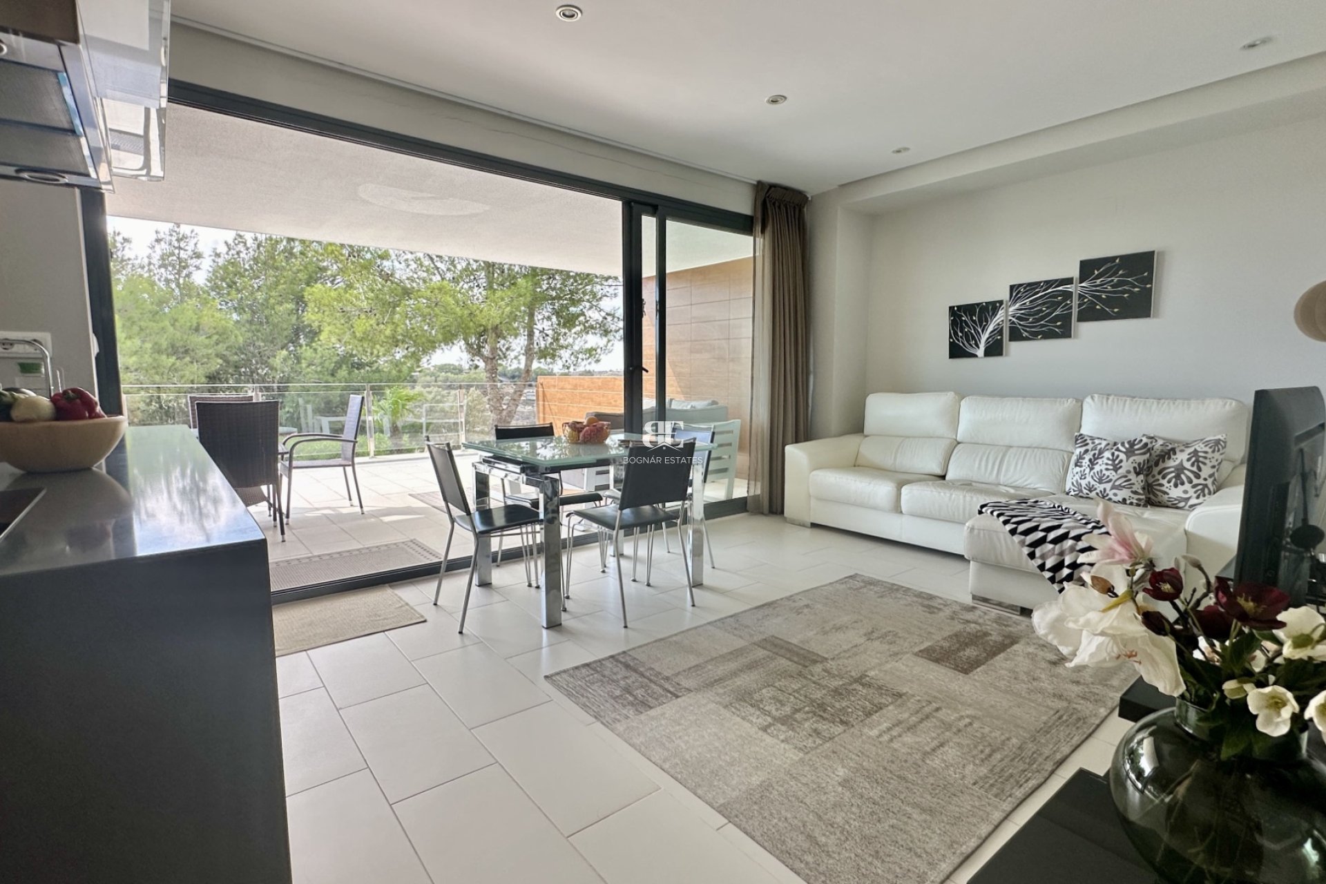 Resale - apartment -
Orihuela Costa - Villamartín