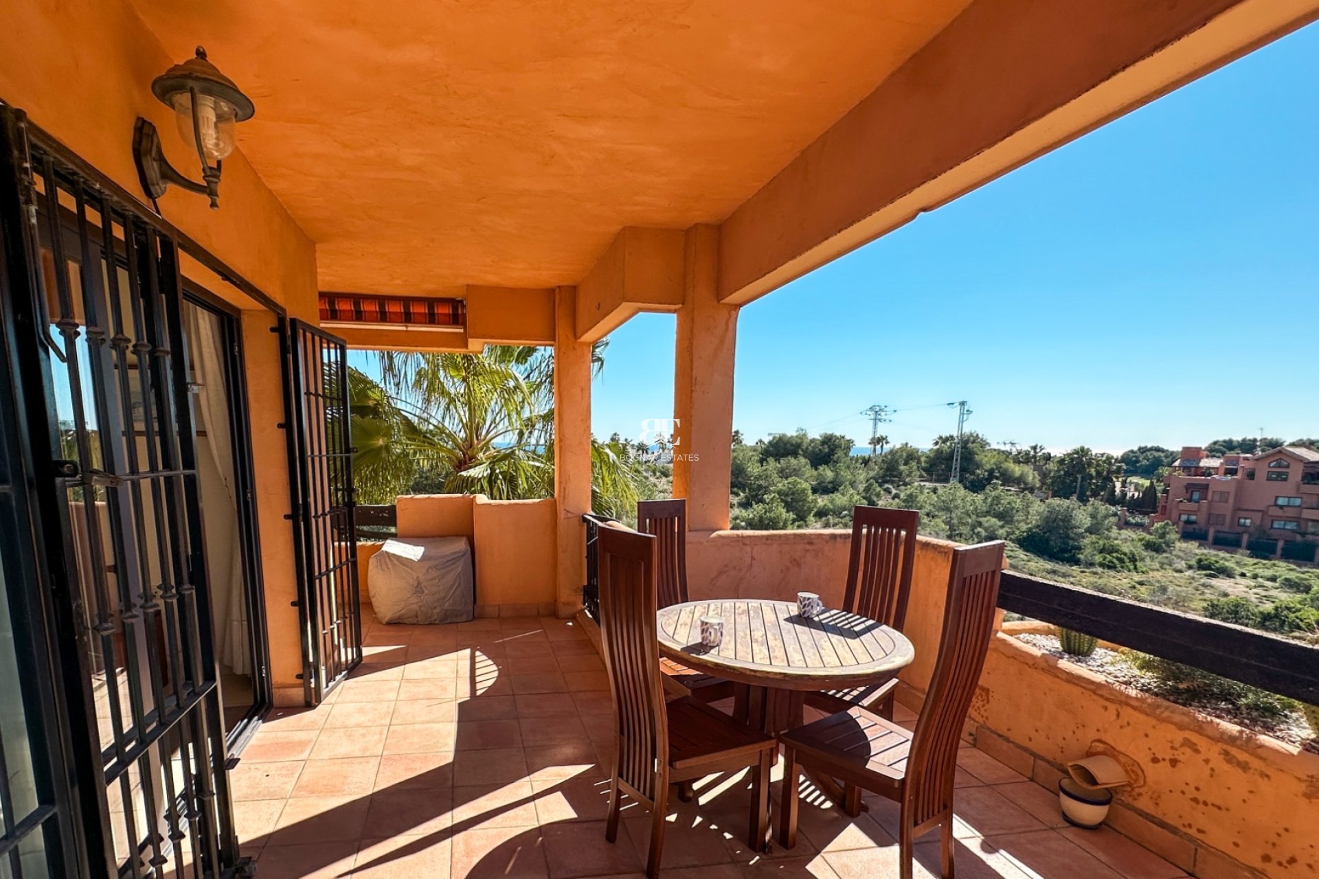 Resale - apartment -
Orihuela Costa - Villamartín