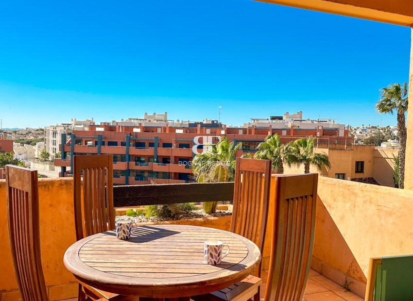Resale - apartment -
Orihuela Costa - Villamartín