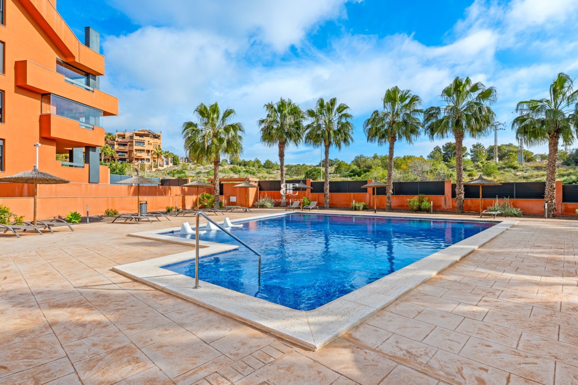 Resale - apartment -
Orihuela Costa - Villamartín
