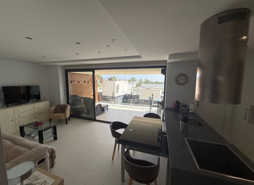 Resale - apartment -
Orihuela Costa - Villamartín