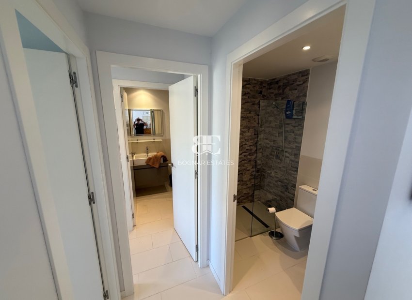 Resale - apartment -
Orihuela Costa - Villamartín