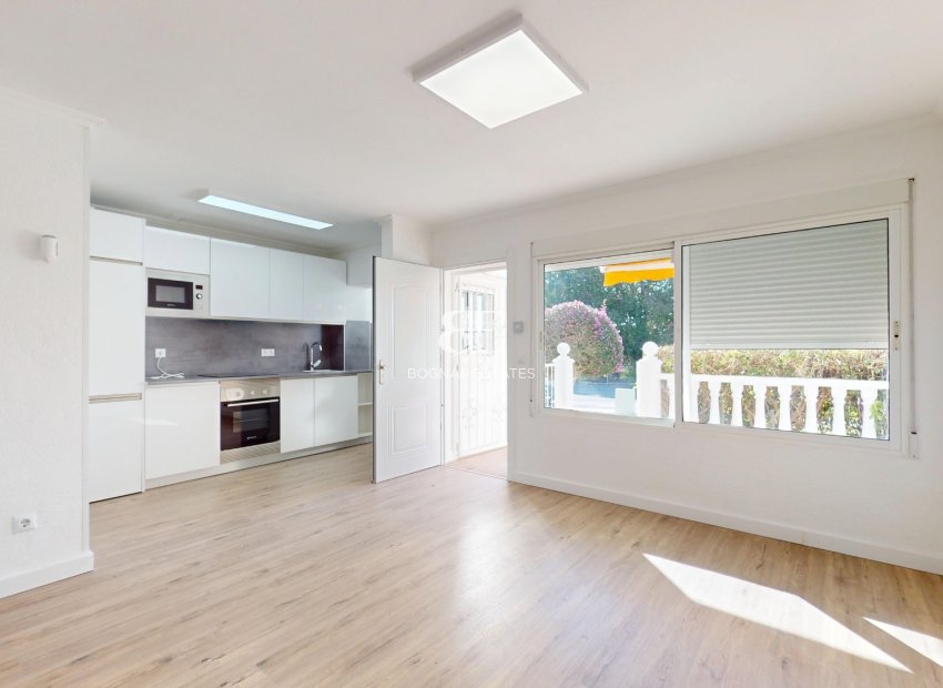 Resale - apartment -
Orihuela Costa - Villamartín