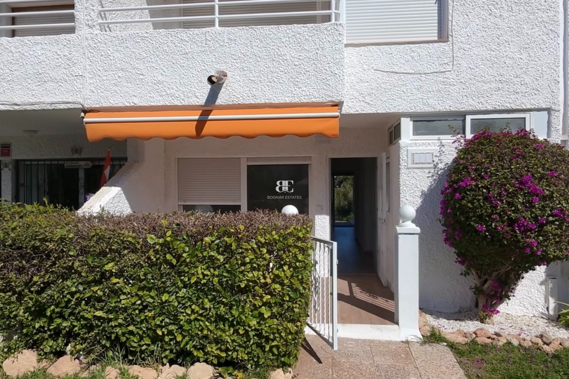 Resale - apartment -
Orihuela Costa - Villamartín