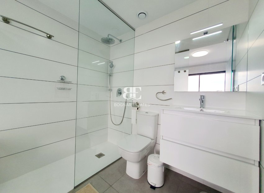 Resale - apartment -
Orihuela Costa - Villamartín