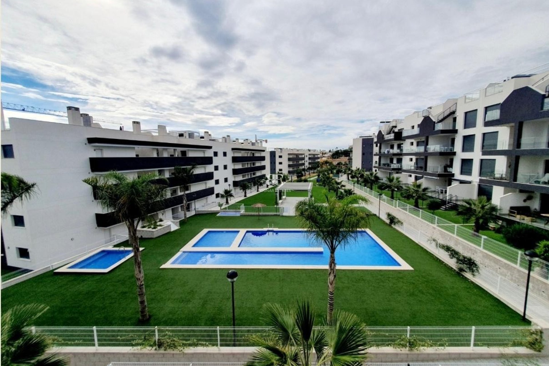 Resale - apartment -
Orihuela Costa - Villamartín