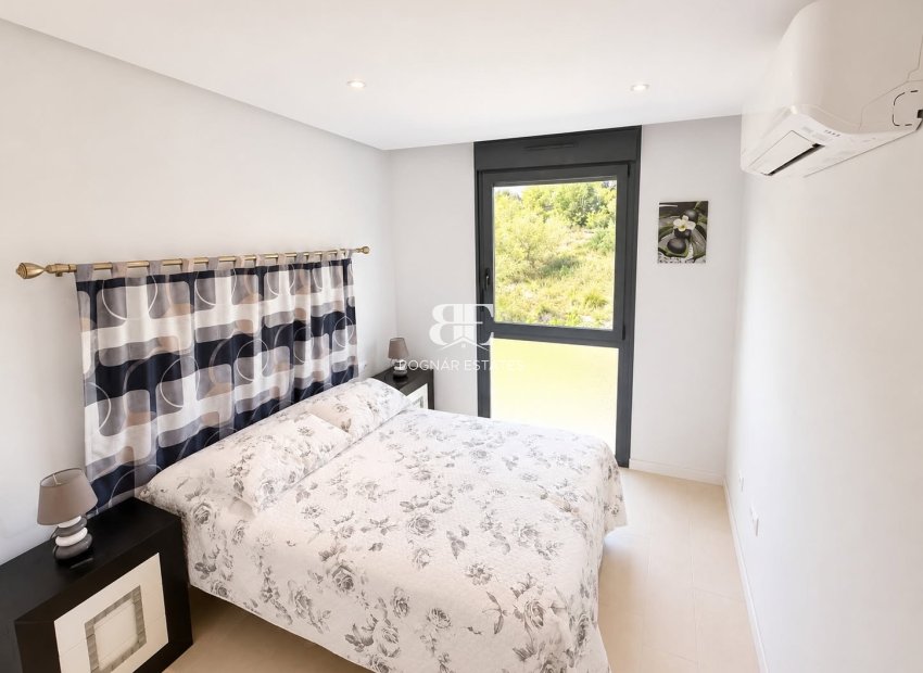 Resale - apartment -
Orihuela Costa - Villamartín