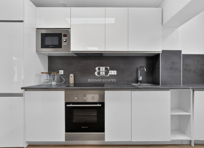 Resale - apartment -
Orihuela Costa - Villamartín