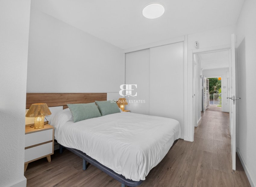 Resale - apartment -
Orihuela Costa - Villamartín
