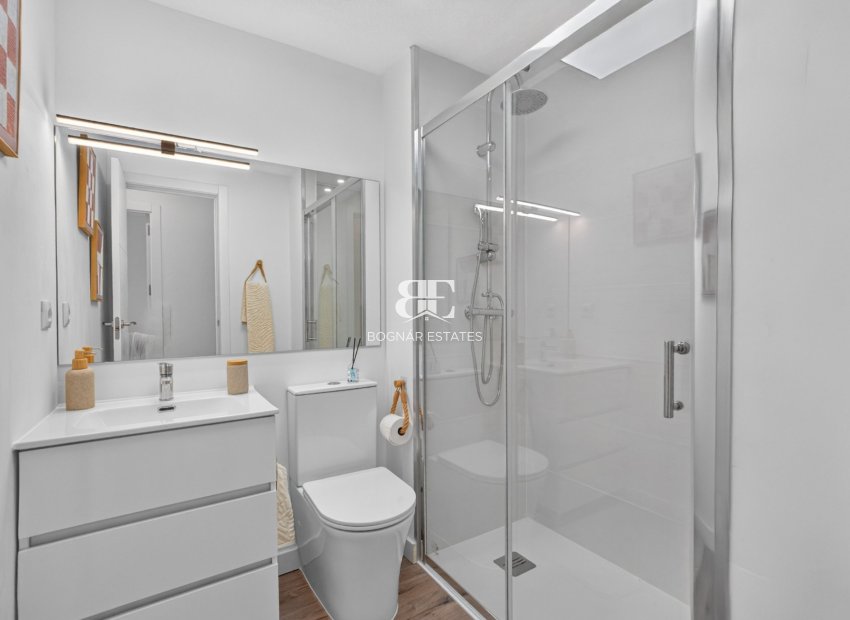 Resale - apartment -
Orihuela Costa - Villamartín