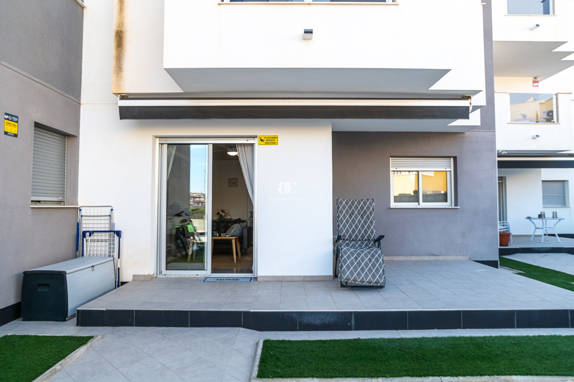 Resale - apartment -
Orihuela Costa - Villamartín