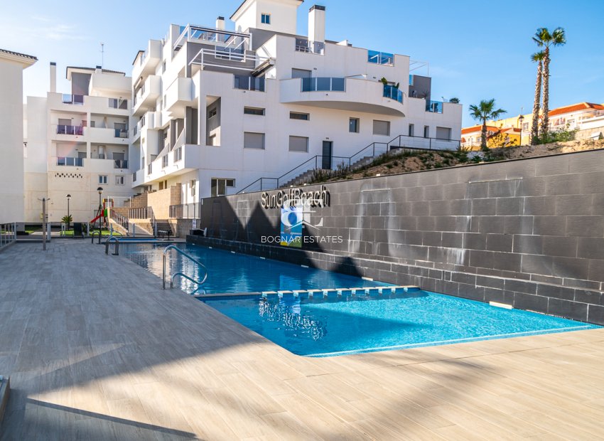 Resale - apartment -
Orihuela Costa - Villamartín
