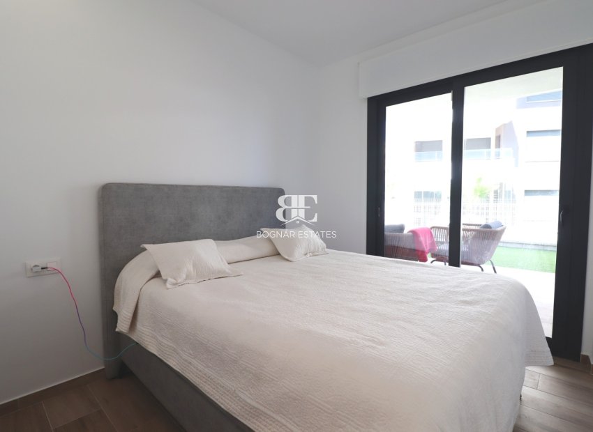 Resale - apartment -
Orihuela Costa - Villamartín