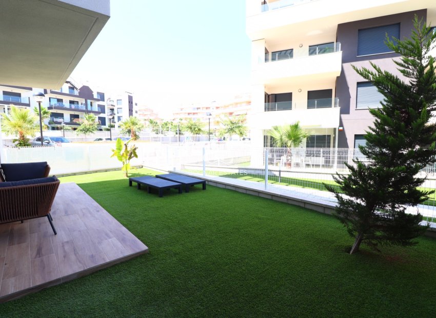 Resale - apartment -
Orihuela Costa - Villamartín