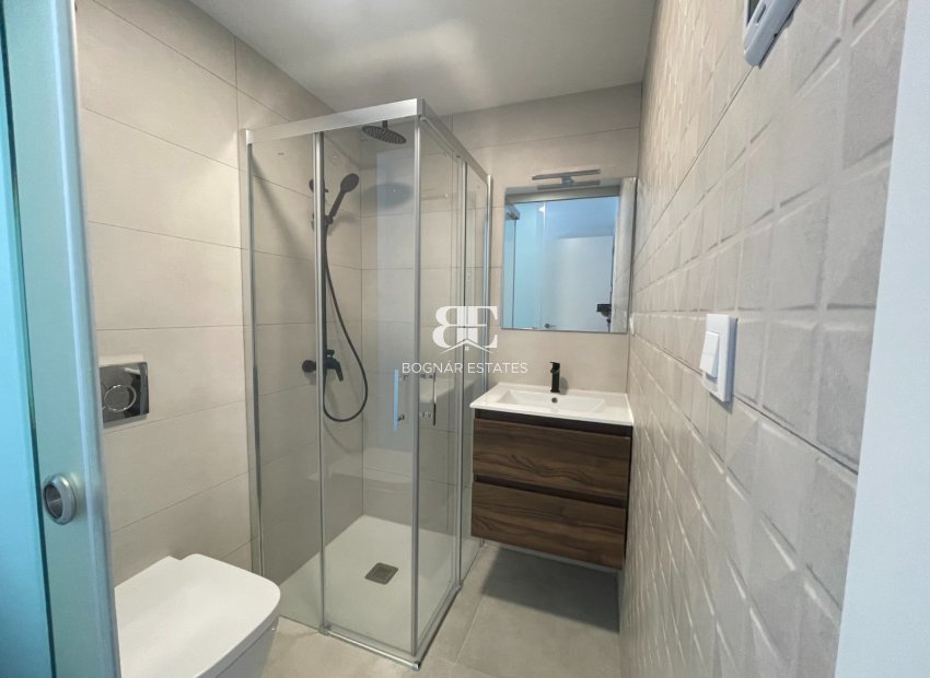 Resale - apartment -
Orihuela Costa - Villamartín