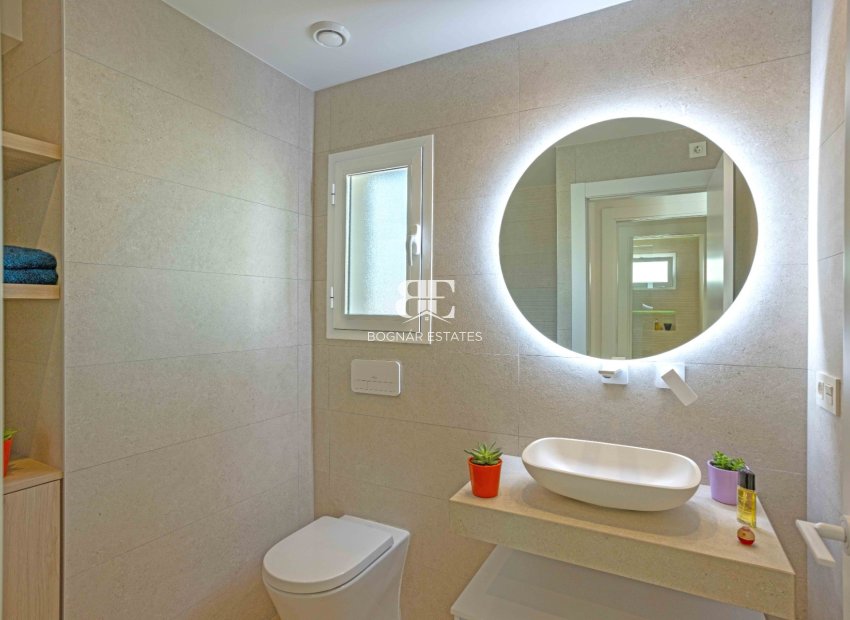 Resale - apartment -
Orihuela Costa - Villamartín