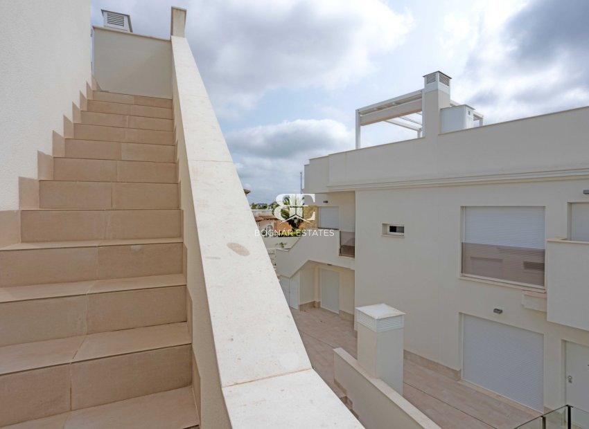 Resale - apartment -
Orihuela Costa - Villamartín