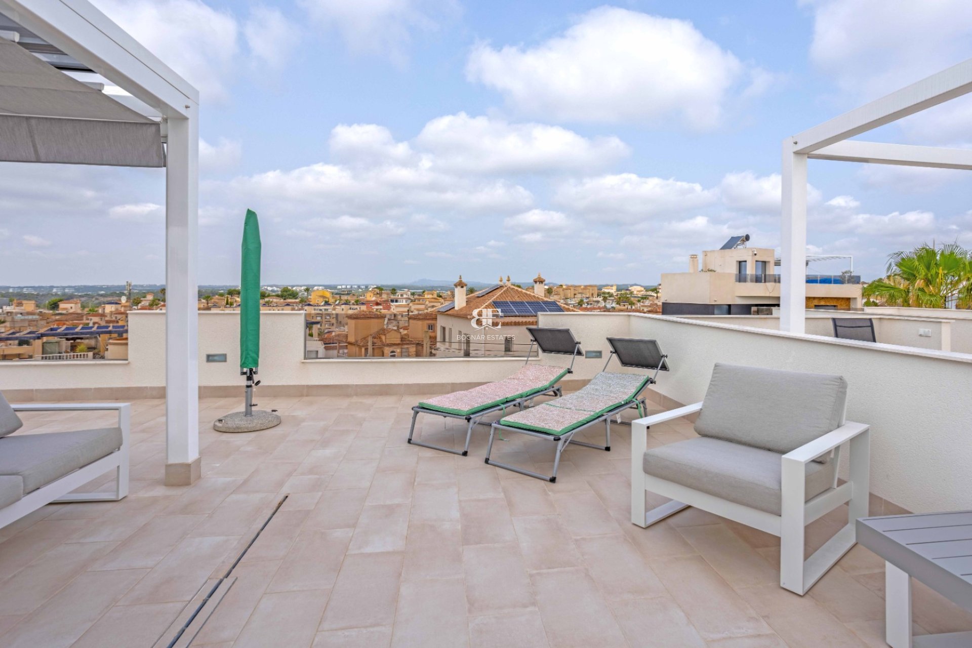 Resale - apartment -
Orihuela Costa - Villamartín