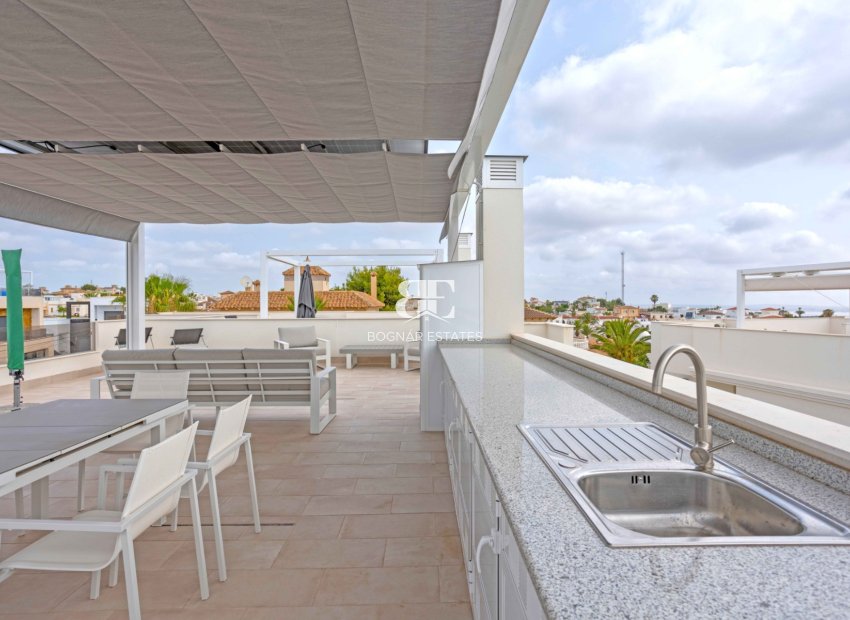 Resale - apartment -
Orihuela Costa - Villamartín
