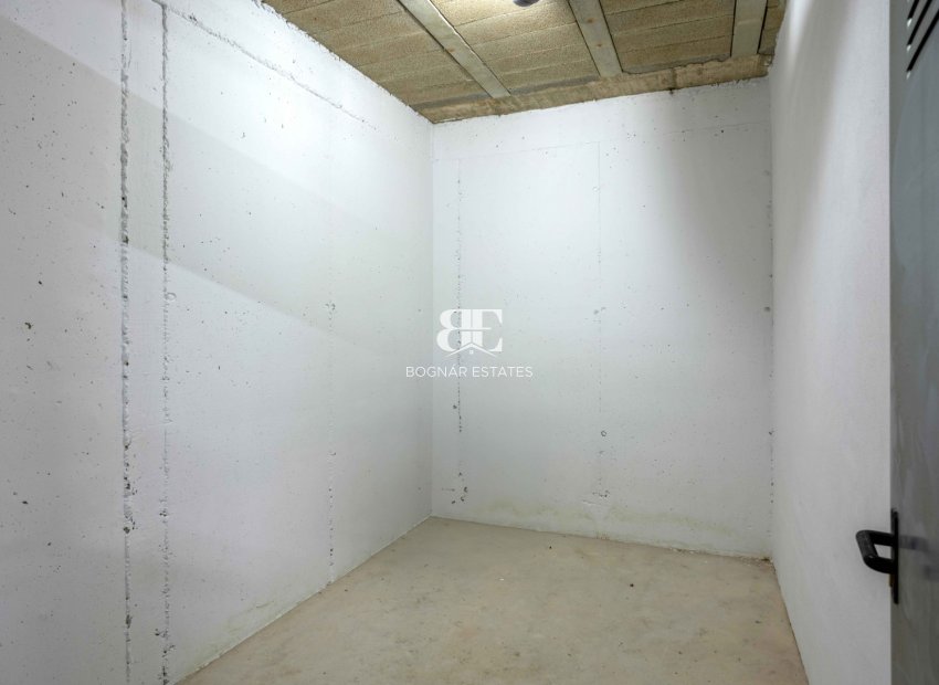 Resale - apartment -
Orihuela Costa - Villamartín