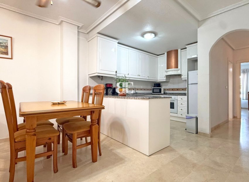 Resale - apartment -
Orihuela Costa - Villamartín