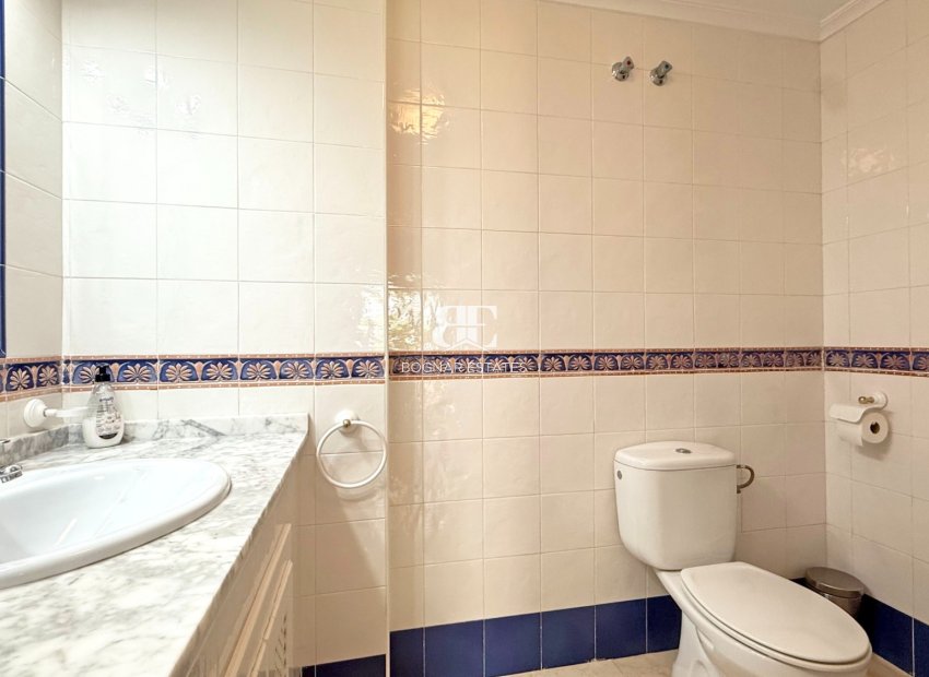 Resale - apartment -
Orihuela Costa - Villamartín