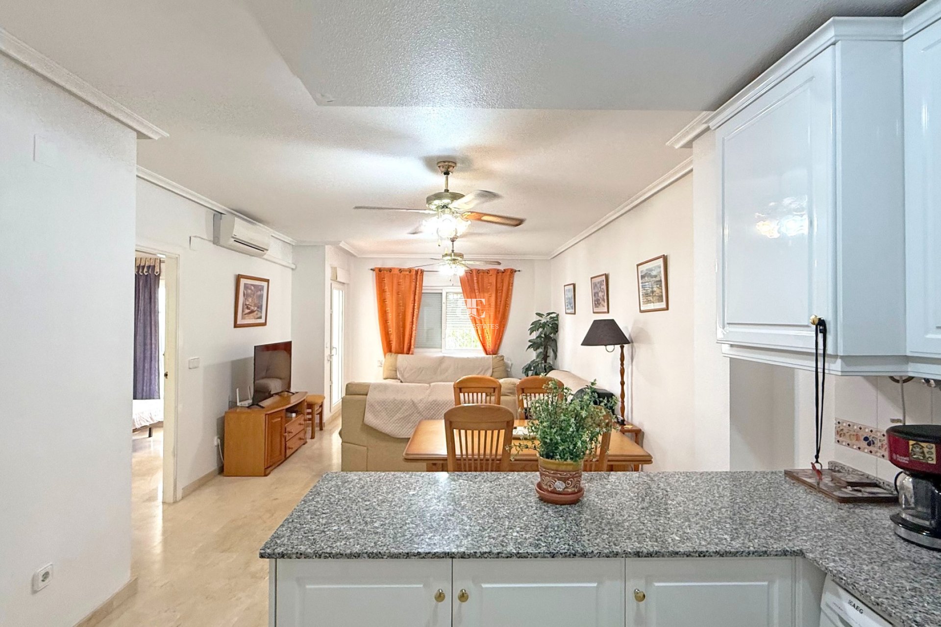 Resale - apartment -
Orihuela Costa - Villamartín