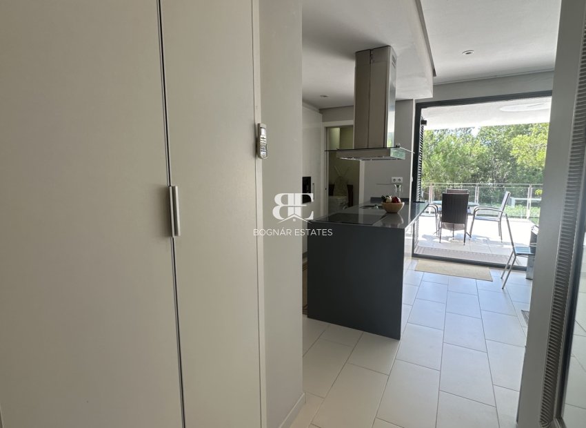 Resale - apartment -
Orihuela Costa - Villamartín